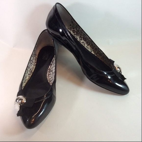 COACH  Black Patent Leather Pointy Toed Flats Sz9B - Picture 1 of 8